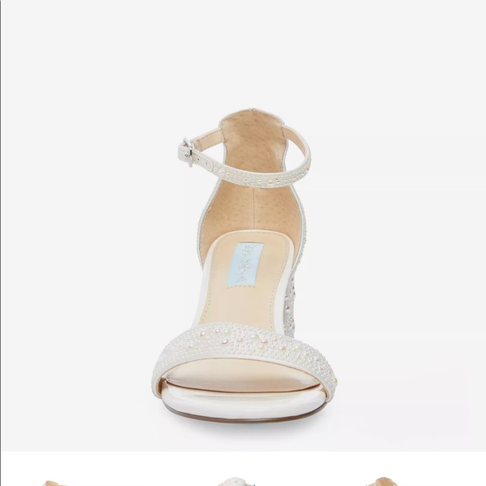Betsey Johnson Mari Sandal White - Picture 4 of 7